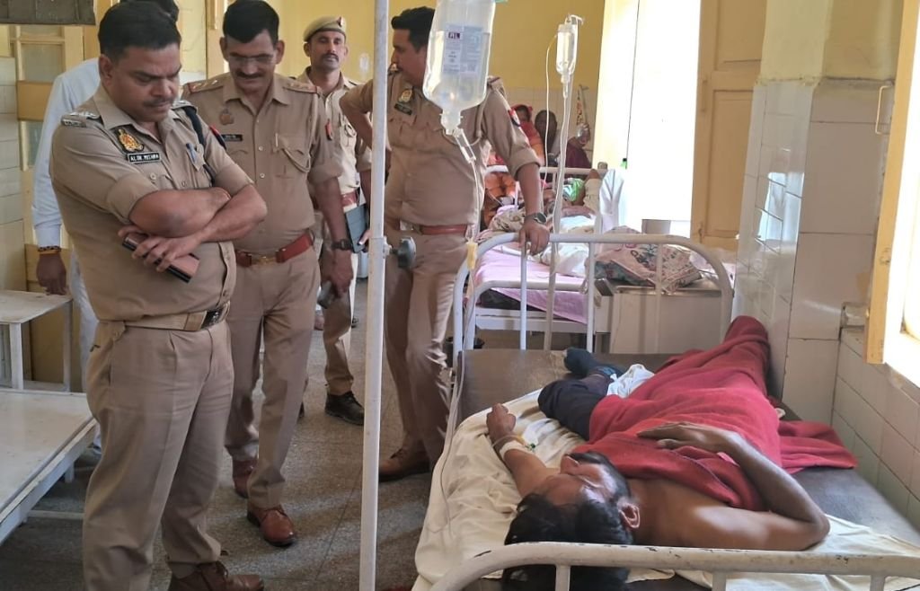 एसएसपी ऑफिस के सामने खुद पर केरोसिन डालकर युवक ने कही यह बात...मच गया पुलिस में हड़कंप