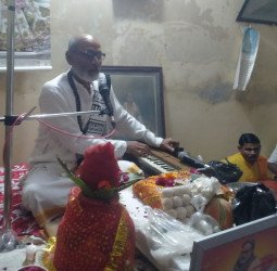 आरती के साथ हुआ रामकथा का समापन, कल होगी पूर्णाहुति