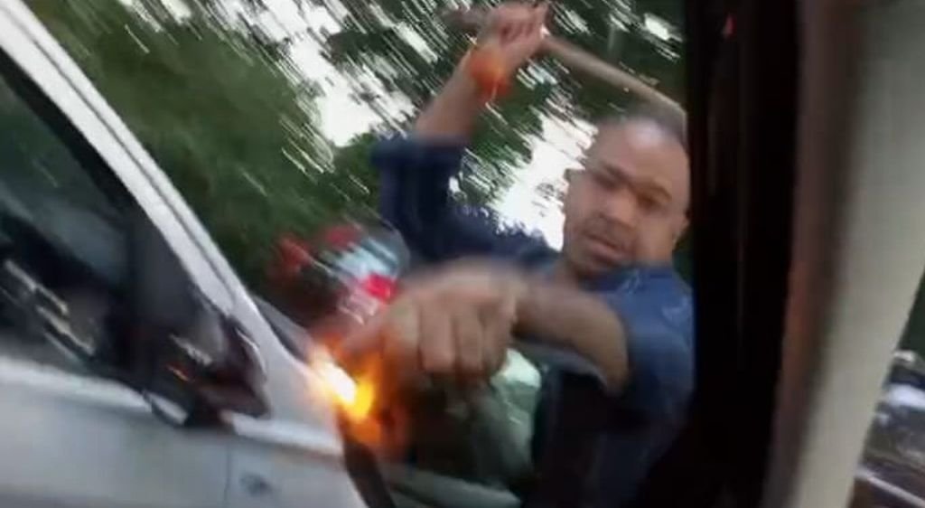 परिवार पर हमले के खिलाफ ब्राह्मण समाज लामबंद, परशुराम चौक पर प्रदर्शन