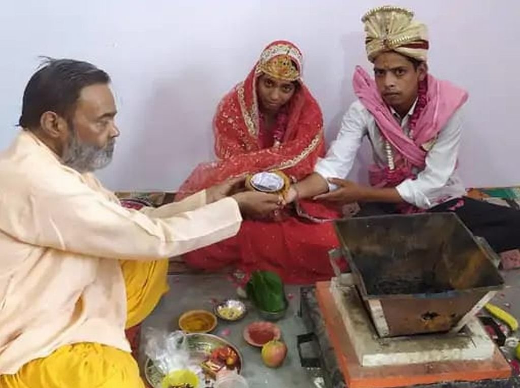 'इंस्टाग्रामी' मुहब्बत: मुस्लिम युवती ने घर वापसी कर हिंदू युवक से रचाया ब्याह