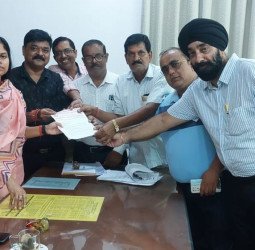 ’पंजीकृत व्यापारियों को मिले आयुष्मान कार्ड की सुविधाः नवनीत