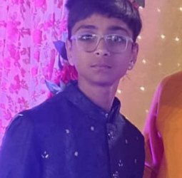 टेंपो और कार की भिड़ंत में युवक की मौत, बदायूं का युवक गंभीर घायल