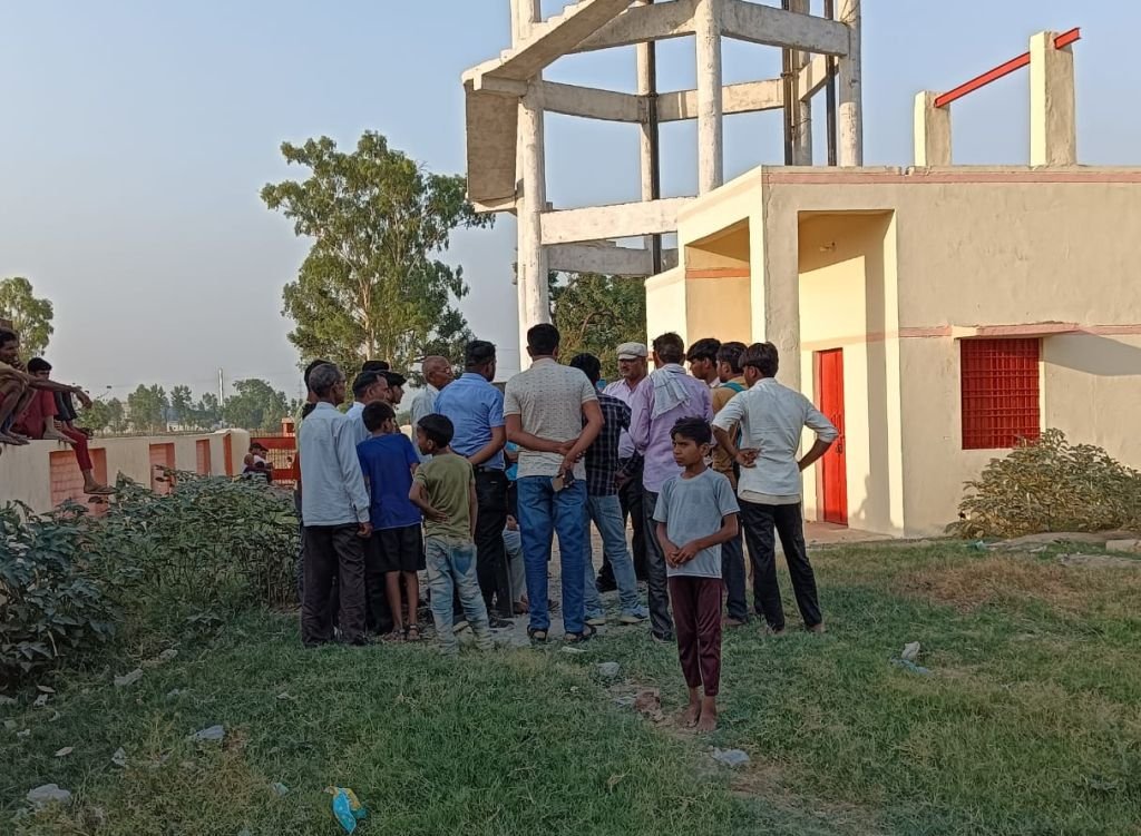 'बच्चों को संभालकर रखना'...! यहां पानी की टंकी में सड़ रहे थे बंदरों के शव