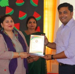 विद्यार्थियों को सिखाए सफल व्यवसायी बनने के गुर, साइबर क्राइम की भी दी जानकारी