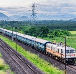 एक नवंबर से लागू होगा रेलवे का नया नियम...अब केवल 60 दिन पहले हो सकेगा रिजर्वेशन