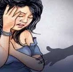 'आपके बेटे में मुझे मेरा बेटा दिखता है'...झांसा देकर महिला से बनाए संबंध, फिर देने लगा धमकी