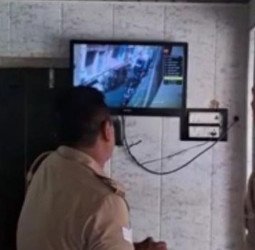 हत्या करके दिन भर घर में रखे रहे लाश, रात को ले जा रहे थे फेंकने, पुलिस ने दबोचा