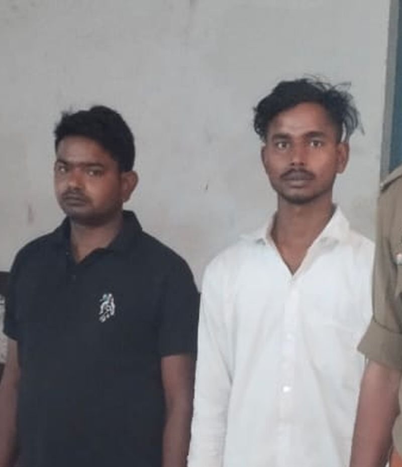 कानपुर से लाकर बदायूं में बेचते थे डोडा छिलका, 16 किलो छिलके के साथ दो सगे भाई पकड़े