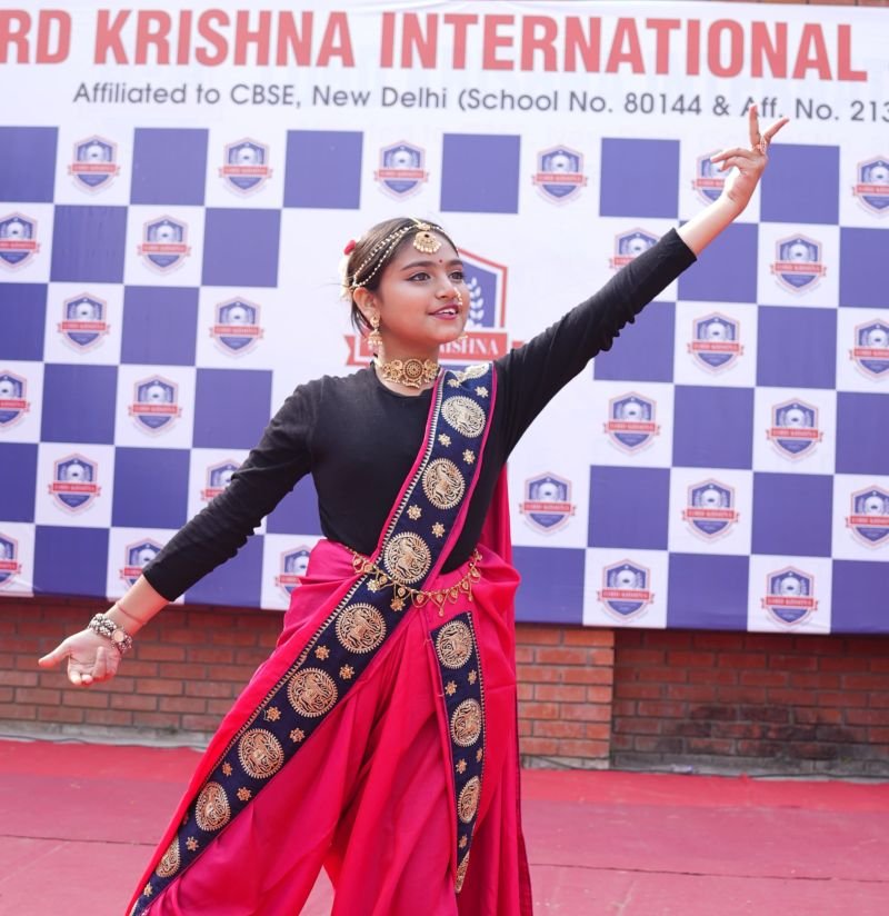 लॉर्ड कृष्णा इंटरनेशनल स्कूल में ‘बेबी शो एवं टैलेंट हंट’ में दिखी बच्चों की प्रतिभा