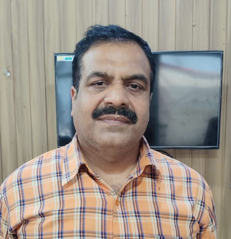 पांच हजार की रिश्वत ले रहा था एंटी पावर थेफ्ट थाने का इंस्पेक्टर, एसीबी ने रंगेहाथ दबोचा