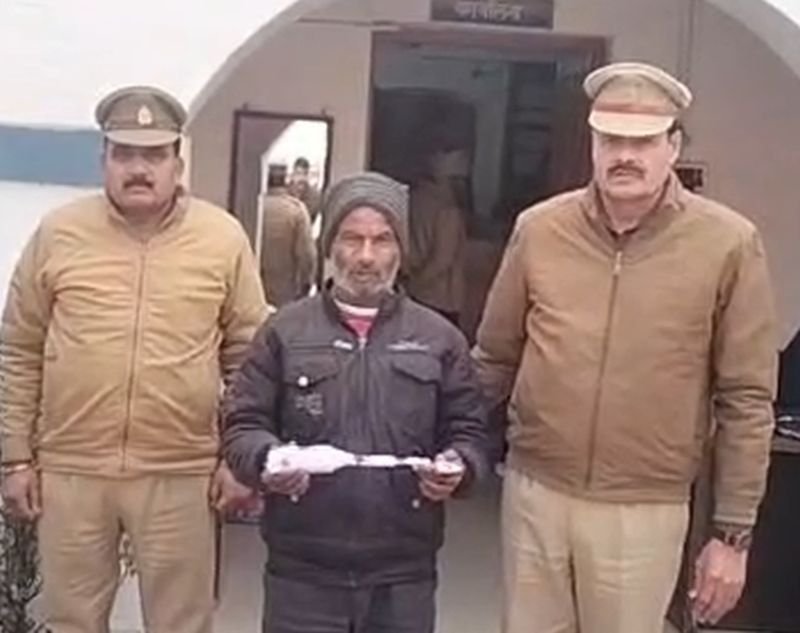 बदायूं में हंसिया से रेत दिया अपनी ही बेटी का गला, फिर खेत में फेंककर ढूंढने का नाटक करता रहा बाप