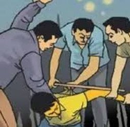 देवस्थान के पास 'मदिरा सेवन'...मना किया तो जमकर चले लाठी-डंडे, पांच घायल