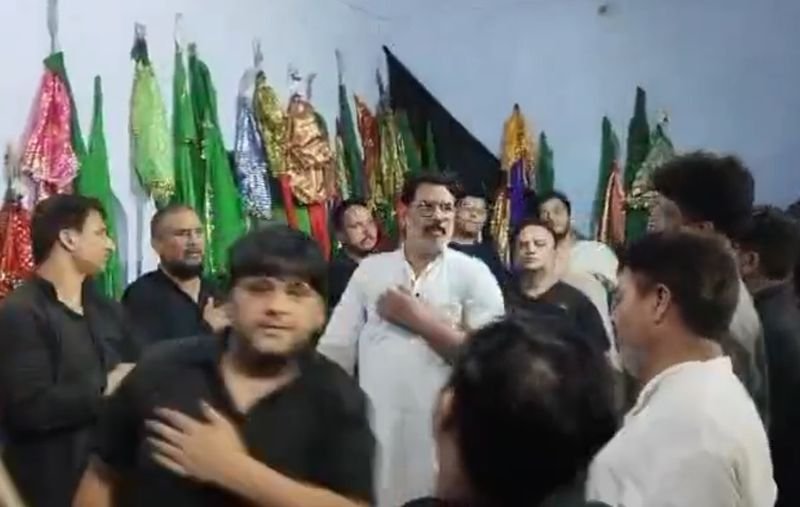 खंडसारी में मोहर्रम पर नई परंपरा डालने का विरोध, तनातनी वाला हुआ माहौल