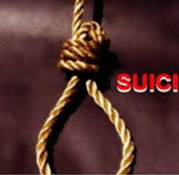 कमरे में अकेला रहता था युवक, सुबह को फांसी पर लटकी मिली लाश