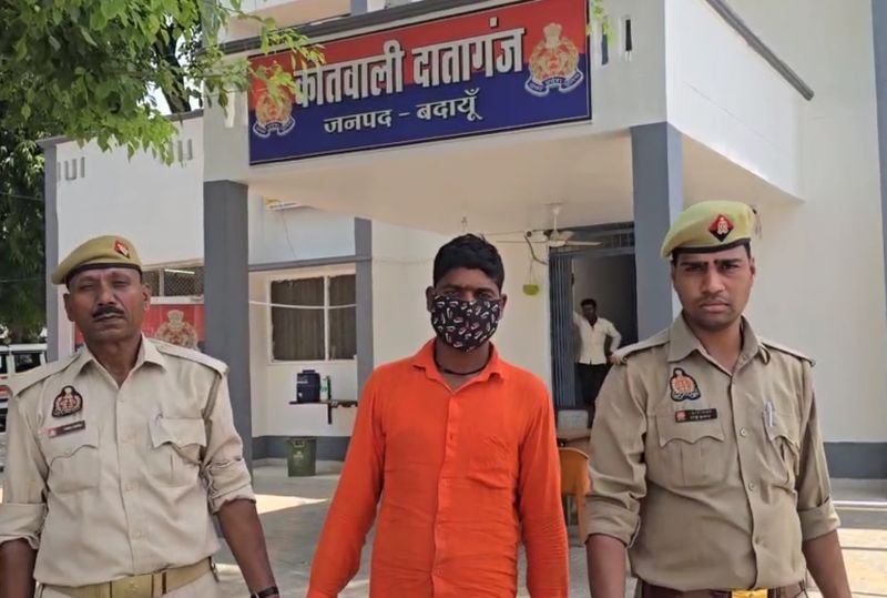 जिसके घर में खाना खाता रहा, उसकी ही पत्नी को ले गया बहलाकर, लूटता रहा अस्मत