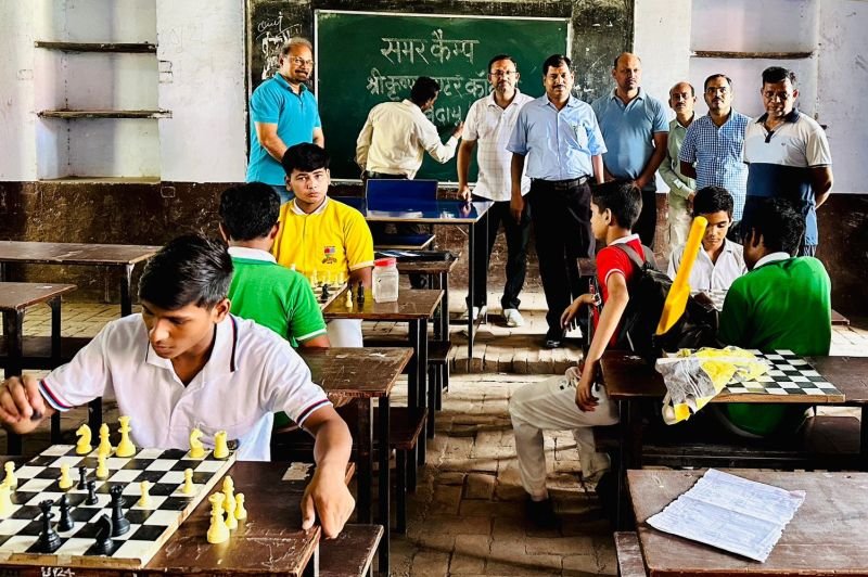 खो-खो, कबड्डी से शरीर हो रहा मजबूत तो शतरंज दे रहा दिमाग को खुराक