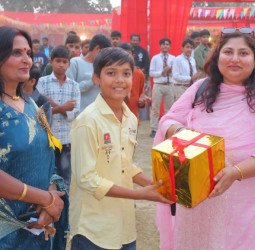 मदर एथीना स्कूल में दिखा शिक्षा, कला, कौशल और रचनात्मकता का संगम, बाल मेले में उमड़ी हजारों की भीड़