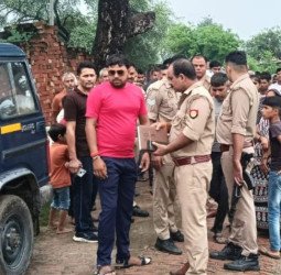 पीट-पीटकर युवक के तोड़ दिए हाथ पैर, फिर गोली मारी, मेडिकल कॉलेज में हुई मौत