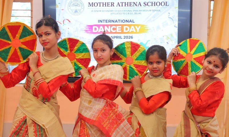 अंतरराष्ट्रीय नृत्य दिवस के मौके पर मदर एथीना स्कूल में थिरके बच्चे