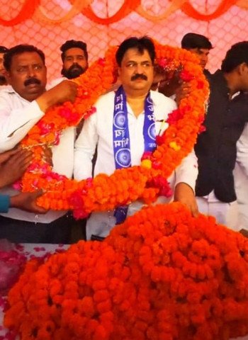 पूर्व मंत्री आबिद रज़ा ने शेखूपुर विधानसभा के गांवों में किया पीडीए का प्रचार