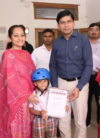 एबीसी किड्स मांटेसरी स्कूल की छात्रा ने स्केटिंग चैंपियनशिप में जीता गोल्ड मेडल