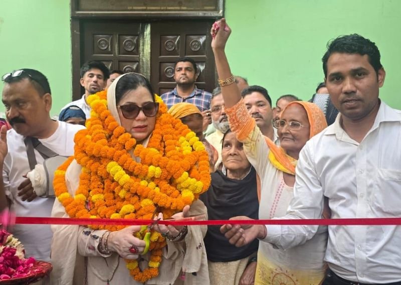 दो वार्डों में 18 लाख की लागत से बनी सीसी नालियों का उद्घाटन