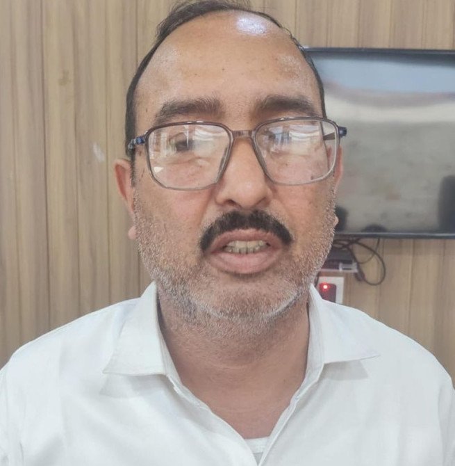 'सीज ट्रैक्टर-ट्रॉली छुड़ानी है तो देने होंगे रुपये'...इस क्लर्क ने रिश्वत में लिए 10 हजार फिर धरा गया