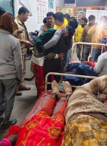 बिसौली में दो ट्रैक्टरों की आमने-सामने हुई भिड़ंत में तीन की मौत, 20 से ज्यादा घायल