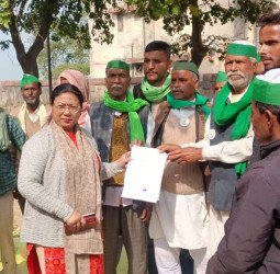 विभिन्न समस्याओं को लेकर भारतीय किसान यूनियन चढूनी ने की पंचायत