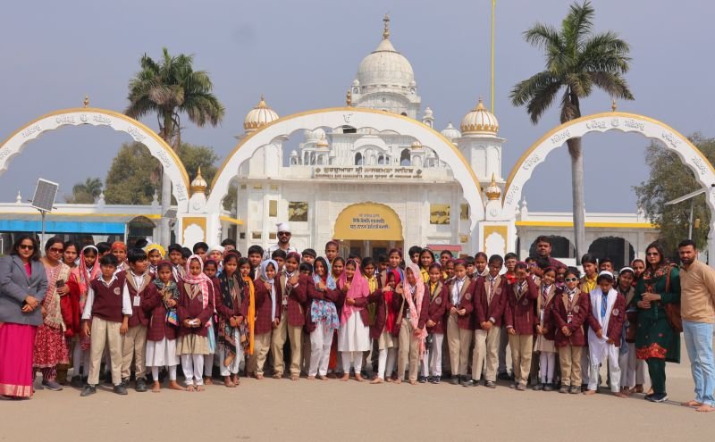 ज्ञानवर्धन के लिए एक और सैर...मदर एथीना स्कूल के विद्यार्थियों ने देखा नानक सागर बांध