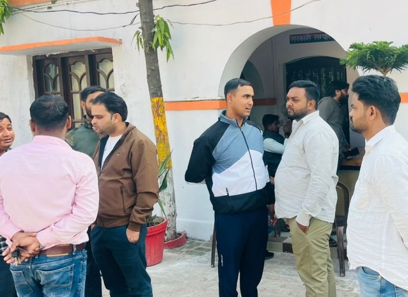 ...तो क्या दोस्तों ने ही ले ली जान, कूरियर कंपनी के टीम लीडर की यहां हुई संदिग्ध परिस्थितियों में मौत