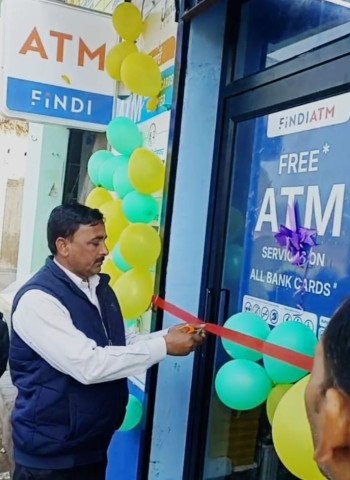 गांव के लोगो को नही जाना पड़ेगा शहर, गौरामई में लगा एटीएम