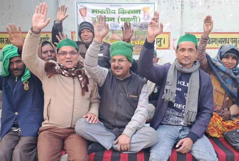 प्रशासन ने नहीं की सुनवाई, भाकियू (चढूनी) का धरना दूसरे दिन भी जारी