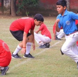 मदर एथीना स्कूल में अंतर्सदनीय खो-खो प्रतियोगिता का आयोजन