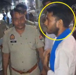पूरी फोर्स के सामने युवक ने बदायूं के इस इंस्पेक्टर को दे डाली खुली चुनौती...'मोदी जी ने तो नकली लॉकडाउन लगाया, हम तो ताकत में भी नहीं, लेकिन कल ही लॉकडाउन लग जाएगा'