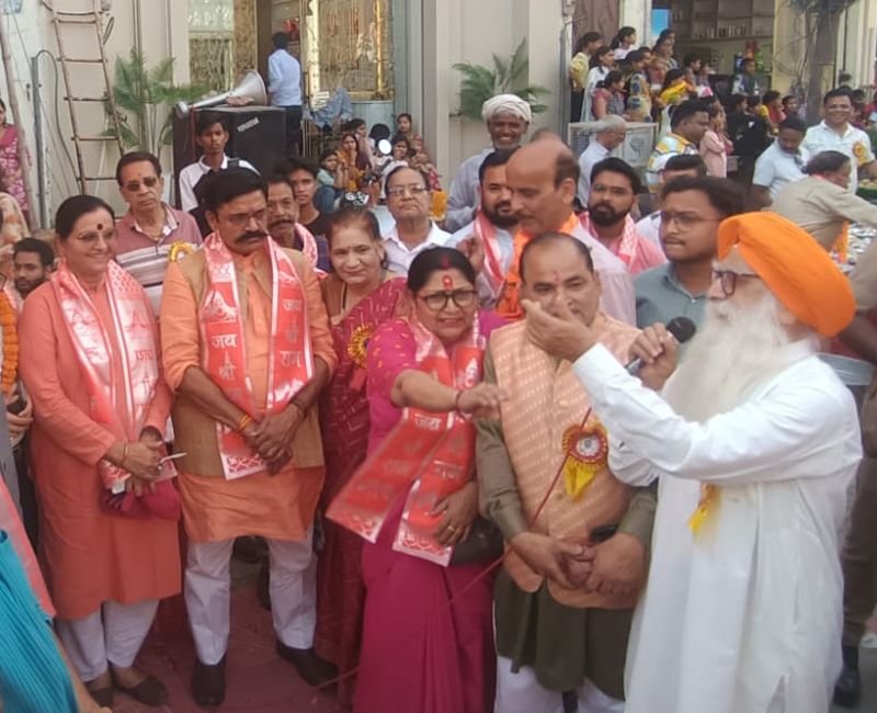 राम जन्मोत्सव के उपलक्ष में निकली भव्य शोभायात्रा, टिकटगंज में हुआ भव्य स्वागत