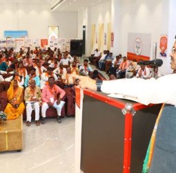 राष्ट्रवादी विचारों से प्रेरित होकर कार्य करता है भाजपा कार्यकर्ताः बीएल वर्मा