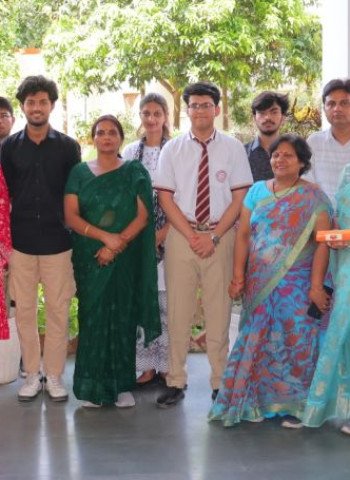 मदर एथीना स्कूल के ध्रुव कुमार ने 12वीं की परीक्षा में 95 प्रतिशत अंक लाकर प्राप्त किया विद्यालय में सर्वश्रेष्ठ स्थान