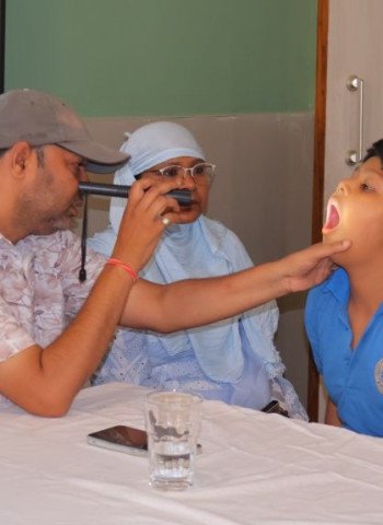 मदर एथीना स्कूल के समर कैंप में निःशुल्क स्वास्थ्य शिविर का आयोजन