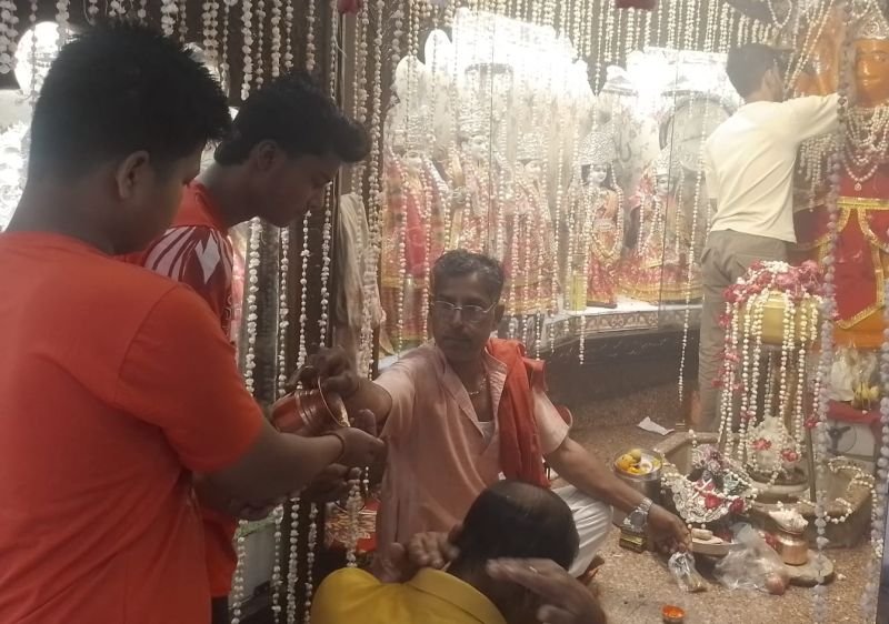 84 घंटा हनुमान मंदिर में भक्ति भाव से मनाया गया ज्येष्ठ मास का पहला बड़ा मंगल का पर्व