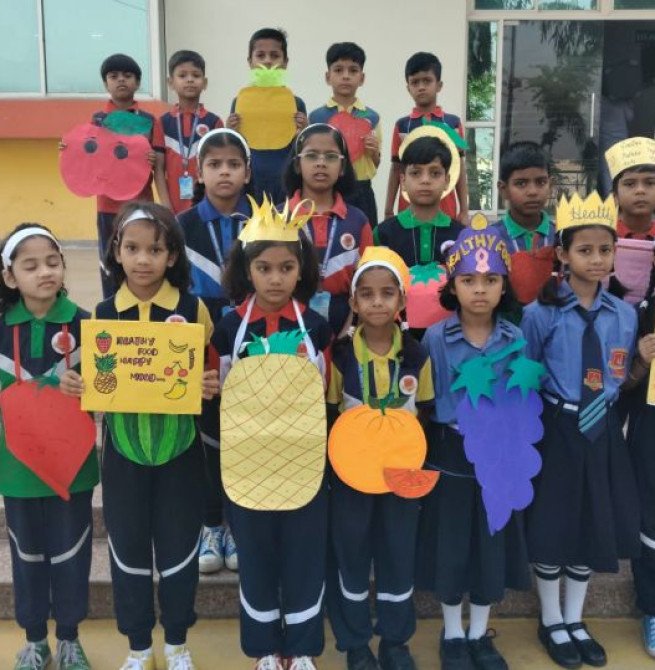 एचपी इंटरनेशनल स्कूल में बच्चों ने दिया संदेश-'स्वस्थ रहो, तंदुरुस्त रहो'