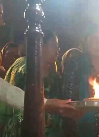 भगवान शंकर-पार्वती की मूर्ति स्थापना की 32वीं वर्षगांठ के मौके पर हुए धार्मिक अनुष्ठान