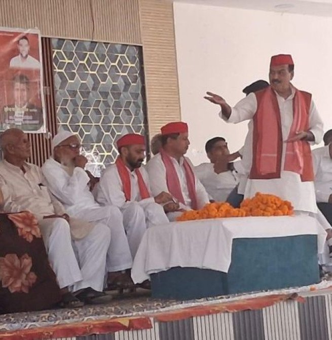 अभी तो पाला भी नहीं बदला बदायूं के इस विधायक ने...फिर भी होने लगा विरोध