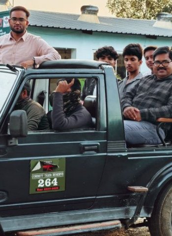 मदर एथीना स्कूल के विद्यार्थियों ने वन्यजीवों का किया नजदीकी से दीदार