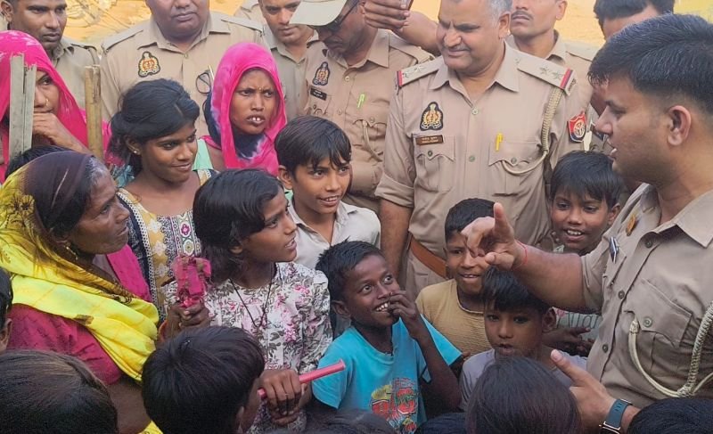 महिलाएं बोलीं- 'दारू का ठेका बंद करो, पति कर रहे परेशान, बच्चे बिगड़ रहे'