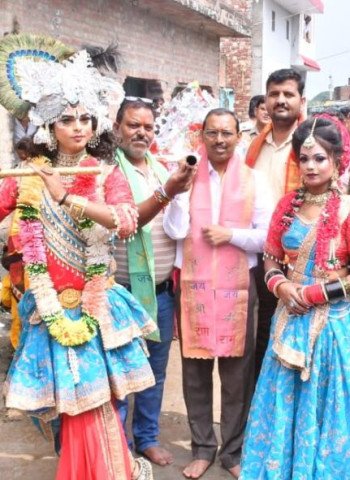 नई पीढ़ी को अपनी सभ्यता से जोड़ने का कार्य करते हैं धार्मिक आयोजनः हरीश शाक्य