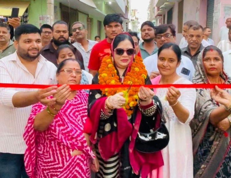 नेकपुर में 18.67 लाख के सड़क-नाली निर्माण का पालिकाध्यक्ष फात्मा रजा ने किया उद्घाटन