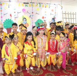 एचपी इंटरनेशनल में श्रीकृष्ण जन्माष्टमी का आयोजन