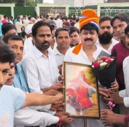 'हम'-'दम'...साथ रहे तो विपक्षी पार्टियों का निकल जाएगा दम